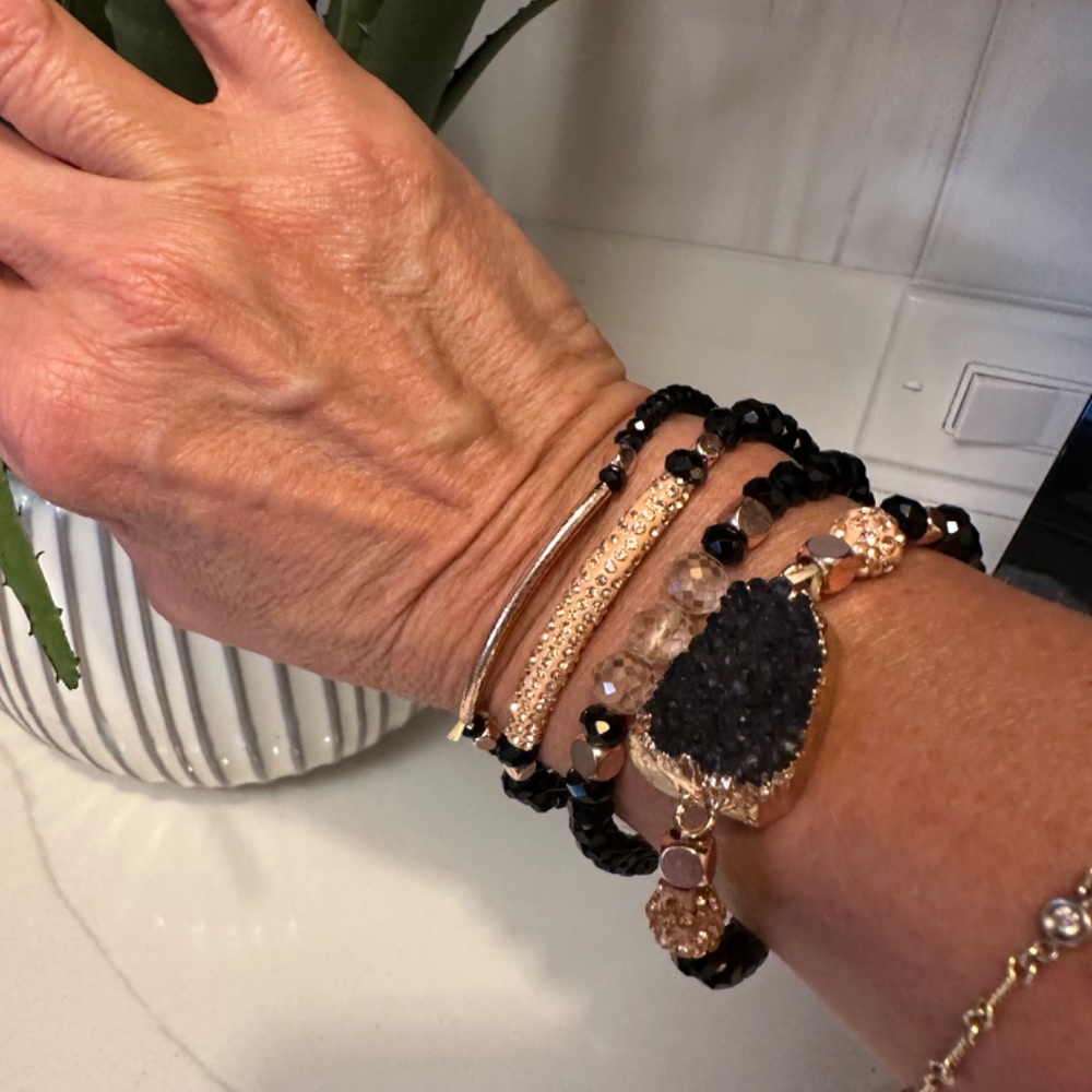 Set of 4 Black & Rose‎ Gold Bracelets